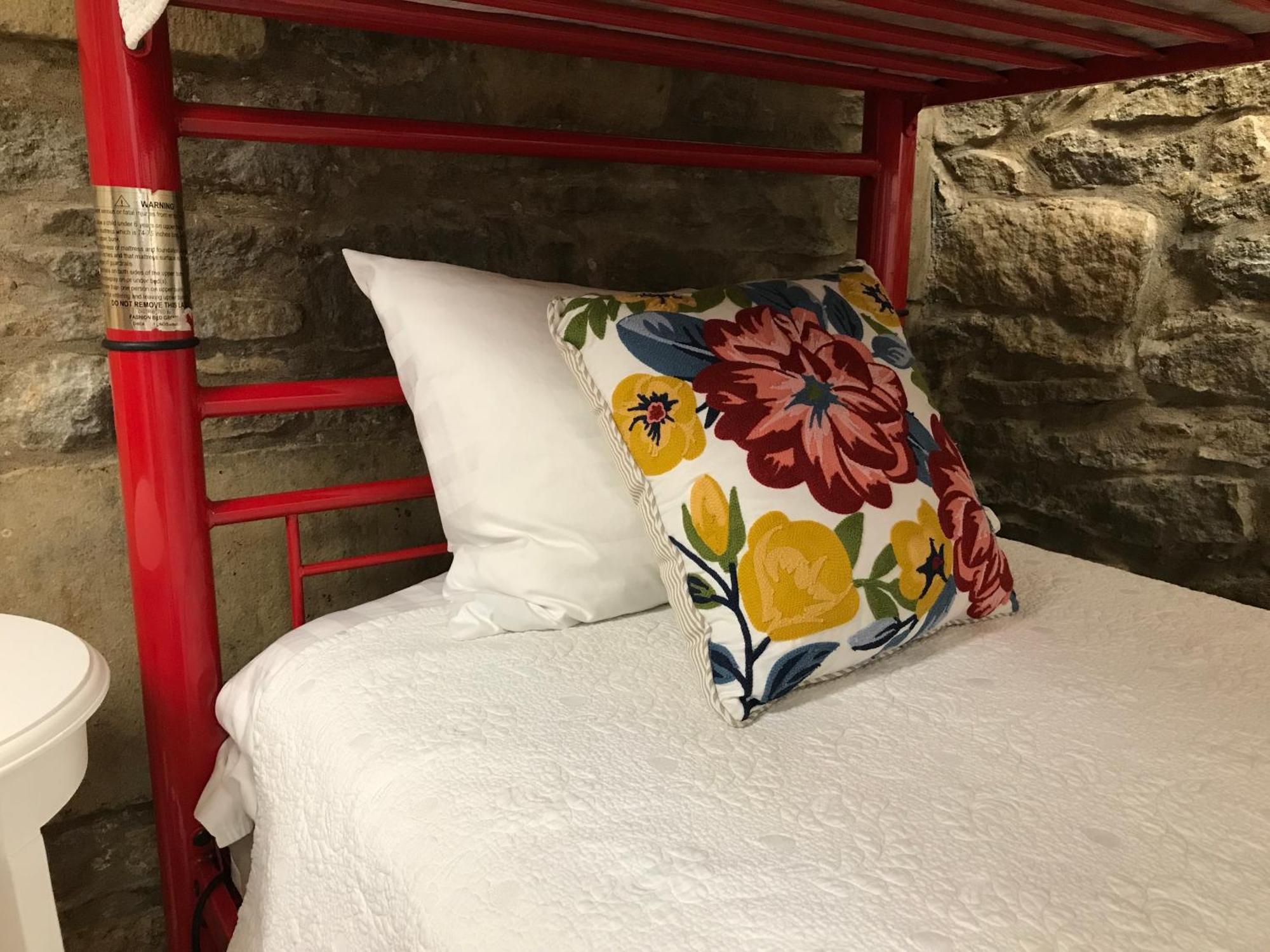 The Nauvoo Grand Bed & Breakfast Bilik gambar